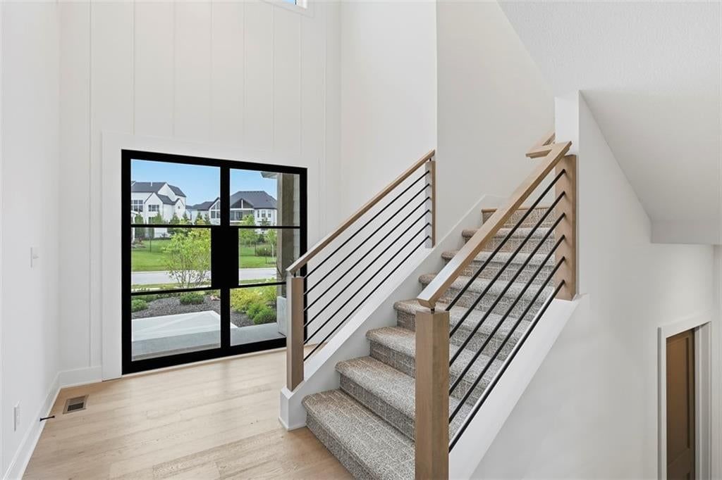 10675 W 142nd Terrace — photo 5
