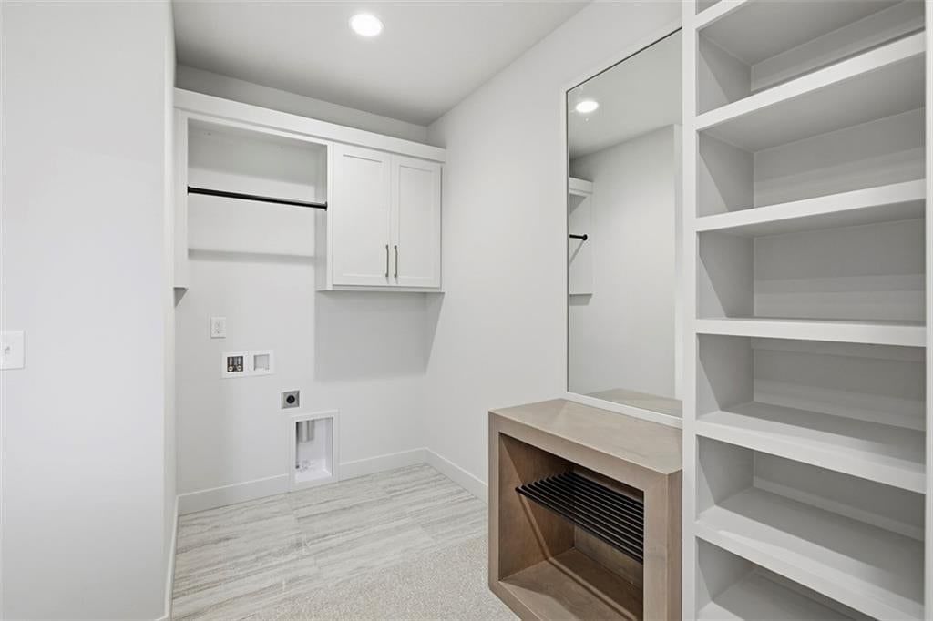 10675 W 142nd Terrace — photo 31