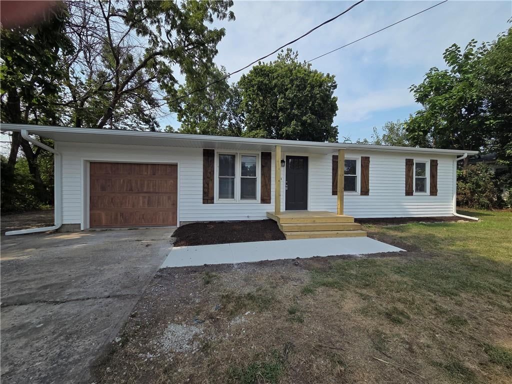 1111 Bryan Street — photo 1