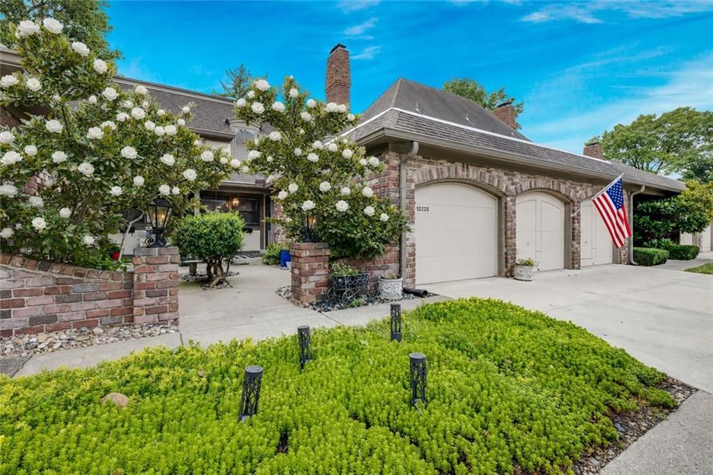 10225 Conser Street — photo 1