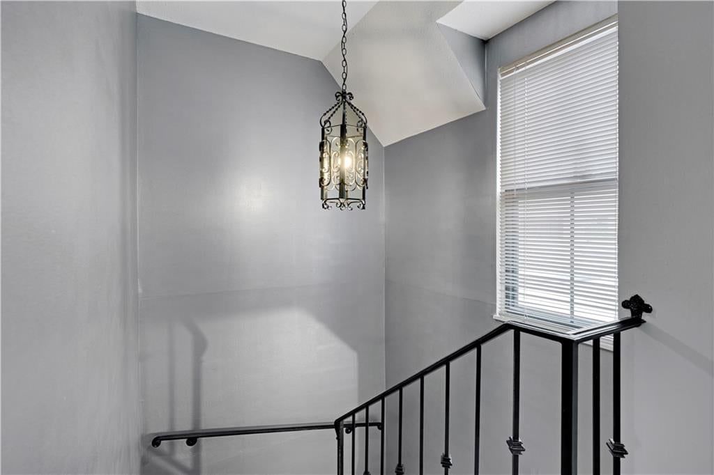10225 Conser Street — photo 16