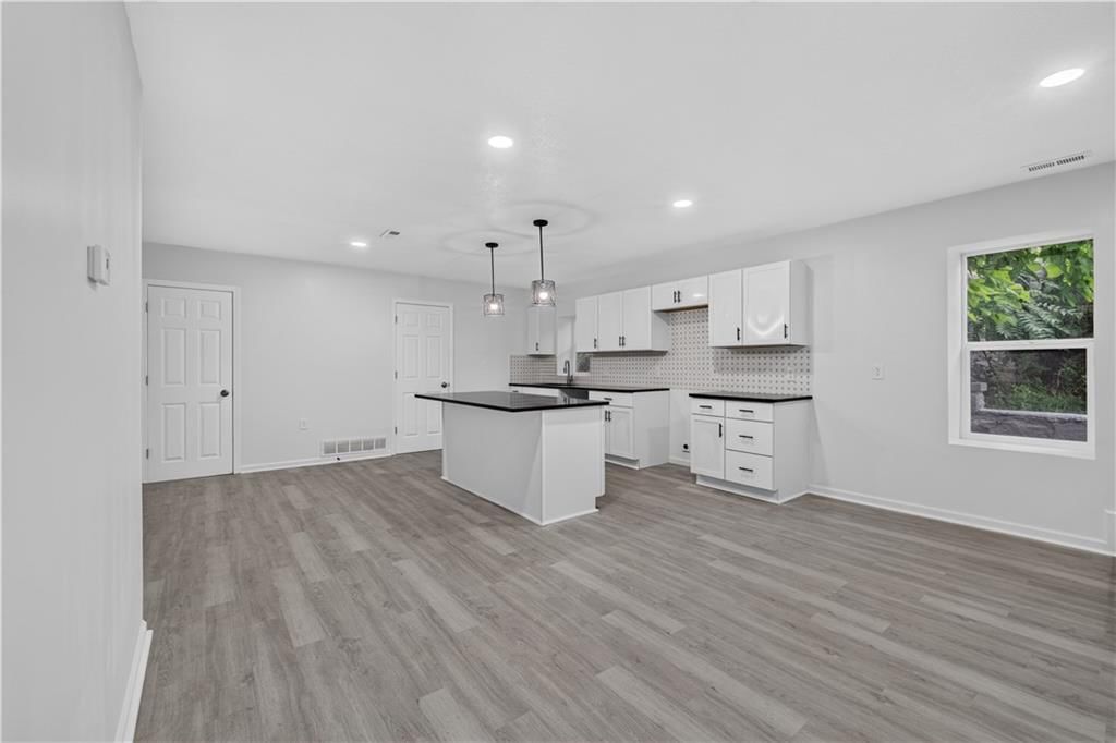 528 Caldwell Street — photo 14