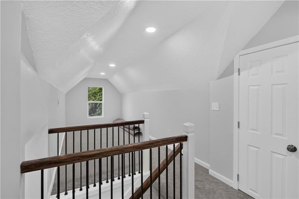 528 Caldwell Street — photo 33