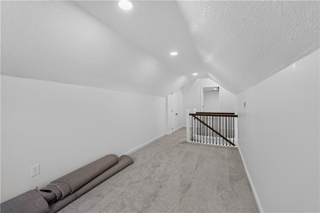 528 Caldwell Street — photo 36