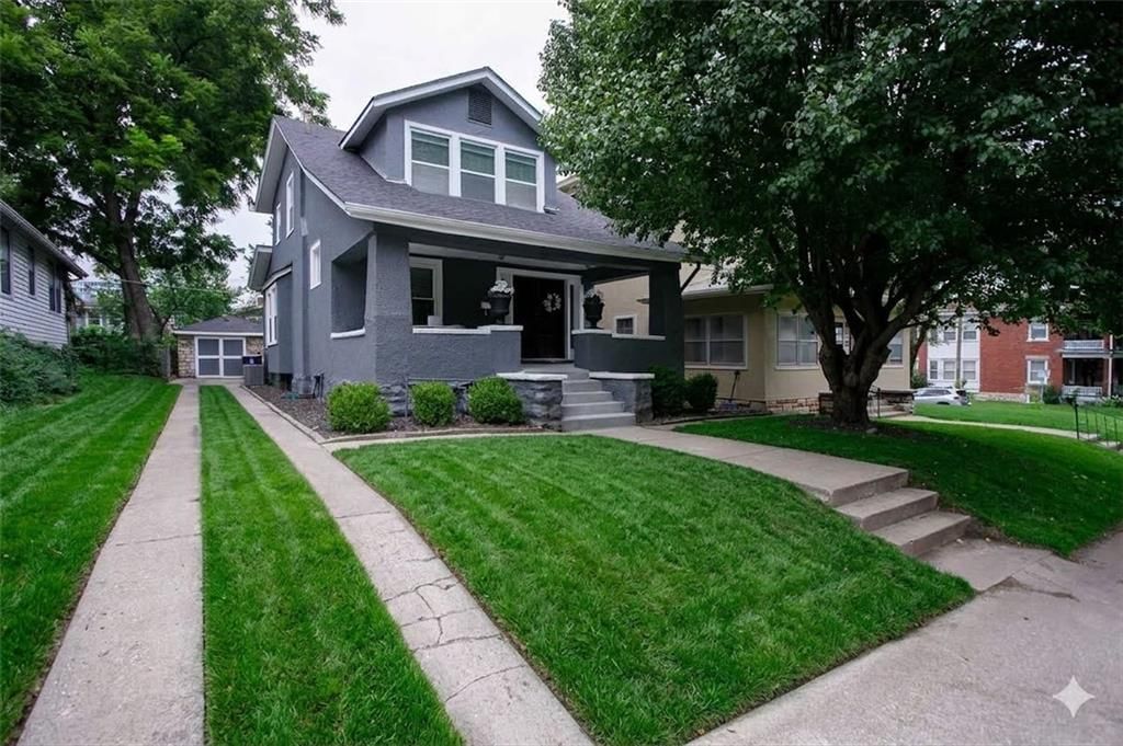 4004 Bell Street — photo 1