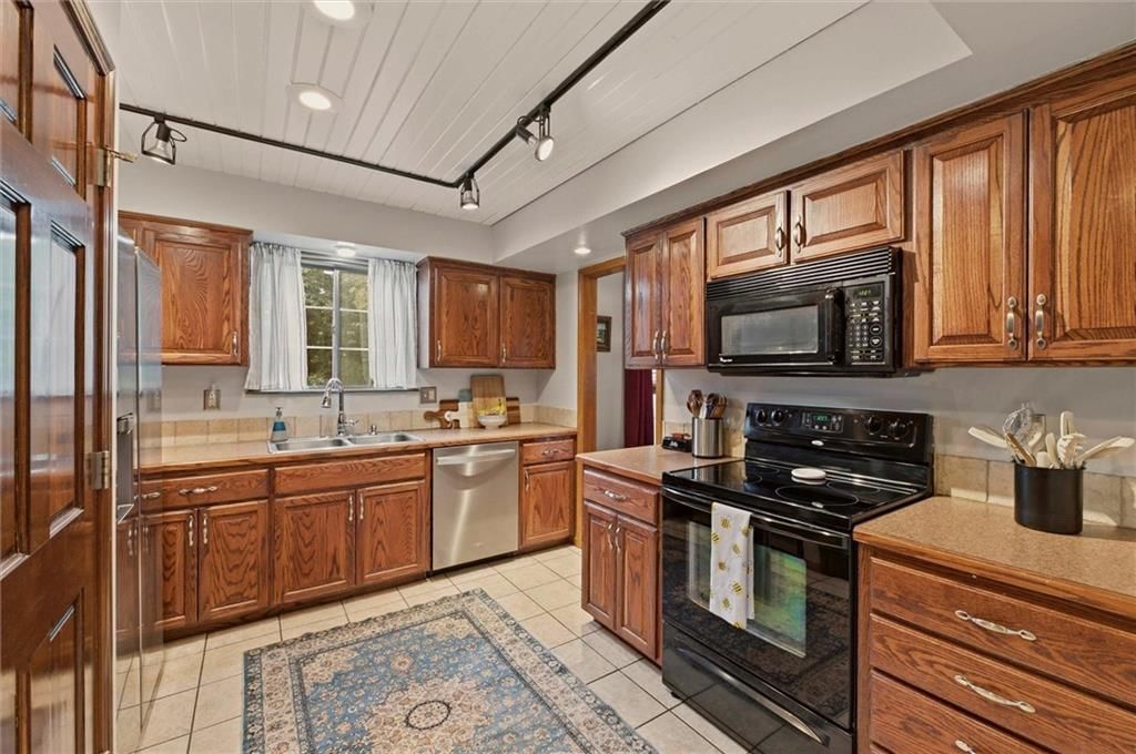 1121 NW 12th Street — photo 12