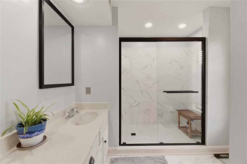 1121 NW 12th Street — photo 16