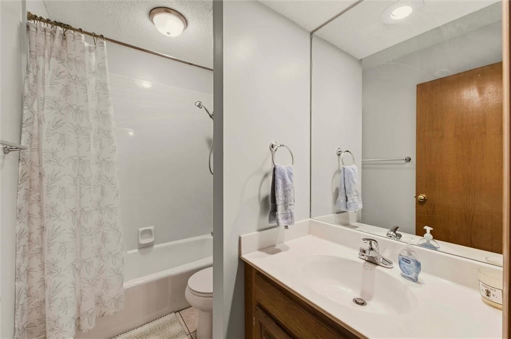 1121 NW 12th Street — photo 21