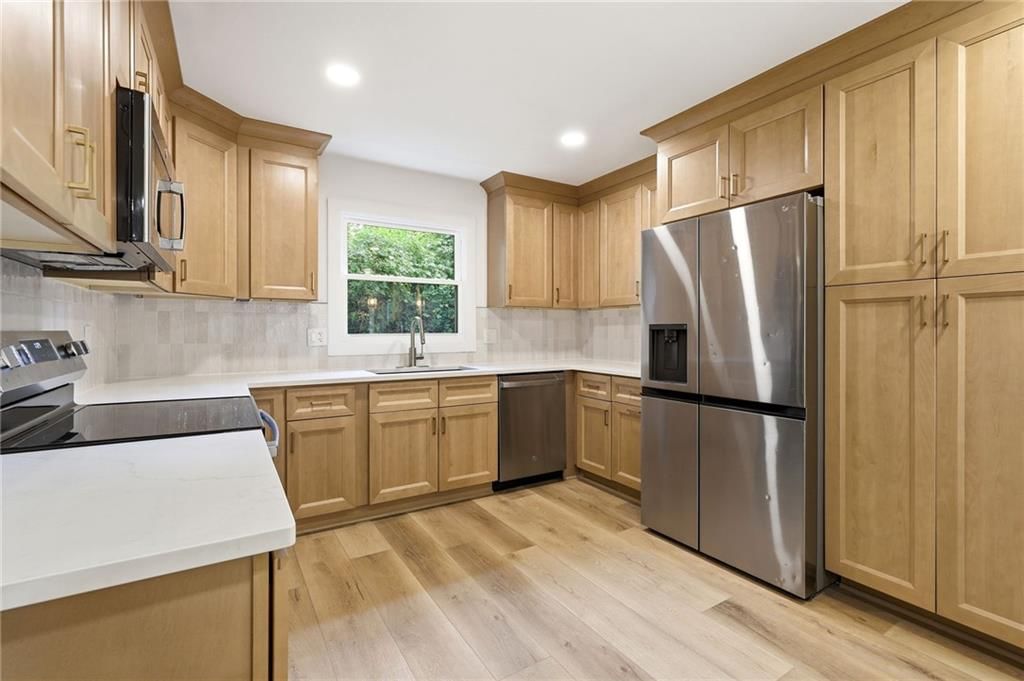 10131 Linden Street — photo 17