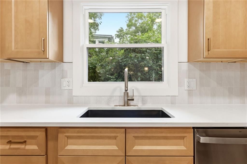 10131 Linden Street — photo 20