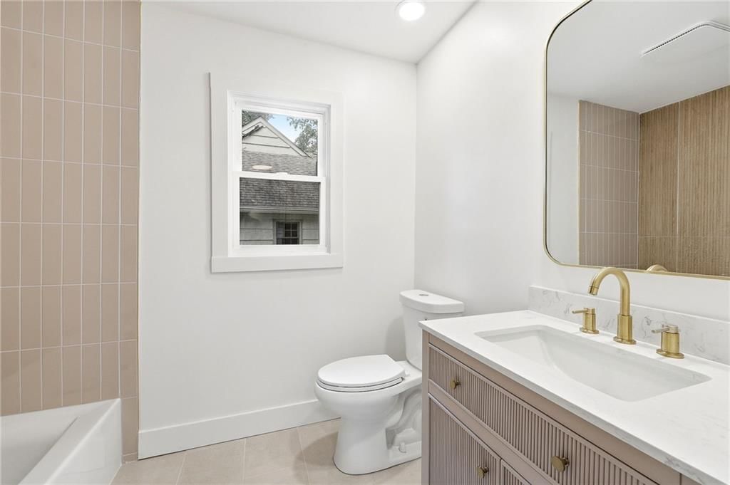 10131 Linden Street — photo 32