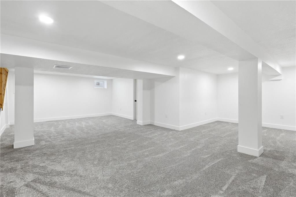 10131 Linden Street — photo 40
