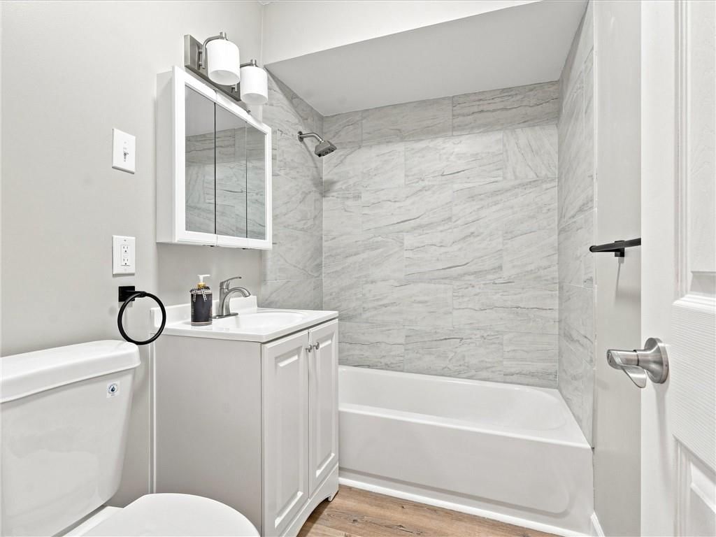 4660 E 43rd Terrace — photo 11