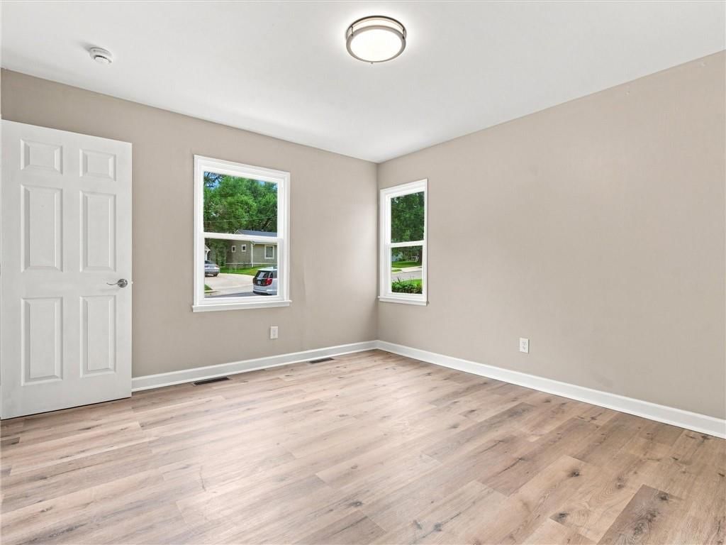 4660 E 43rd Terrace — photo 19