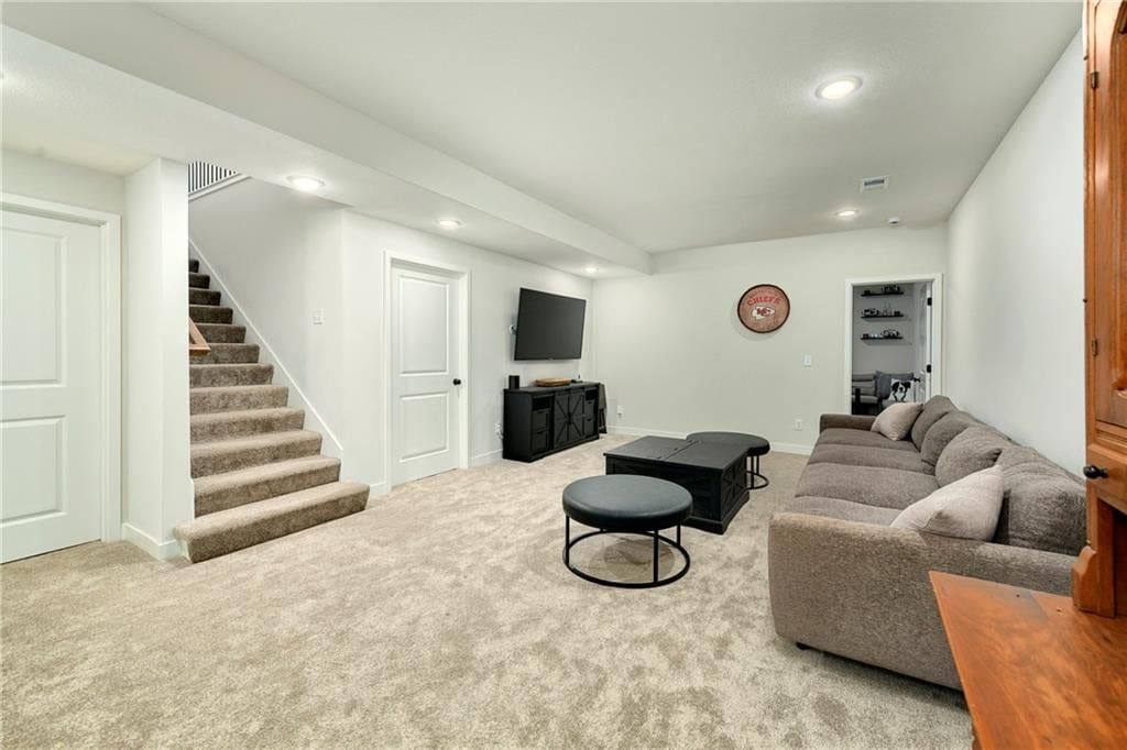 1201 NW 4th Street — photo 32