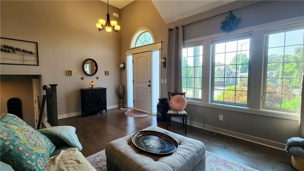 7604 N Amoret Avenue — photo 14
