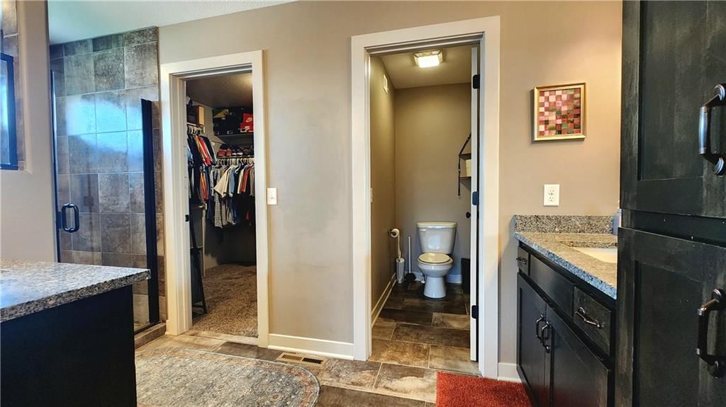 7604 N Amoret Avenue — photo 32