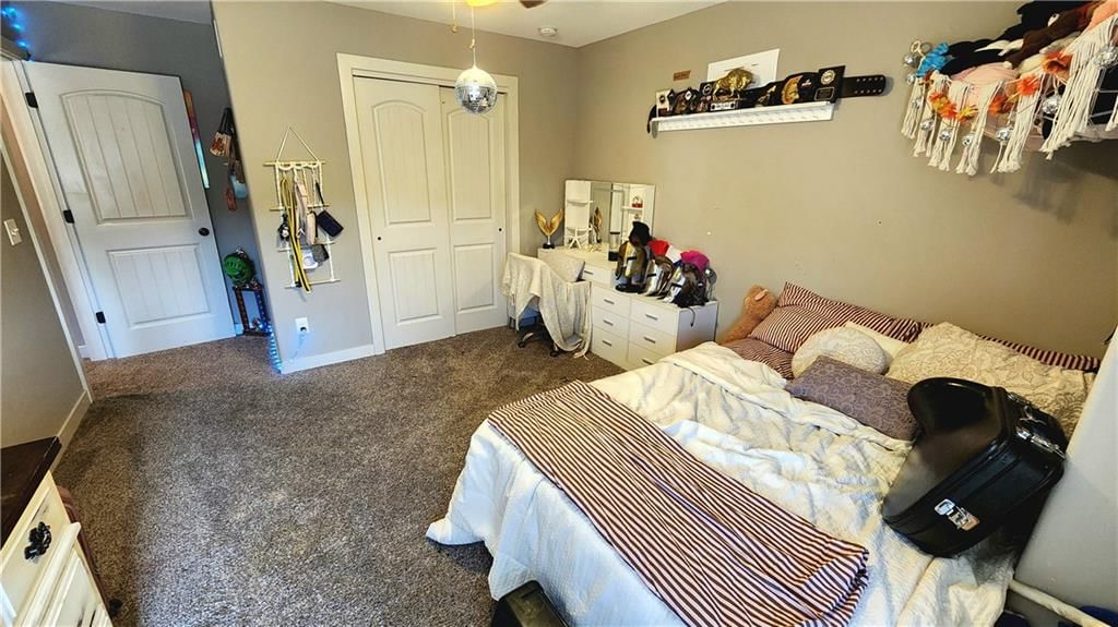 7604 N Amoret Avenue — photo 40
