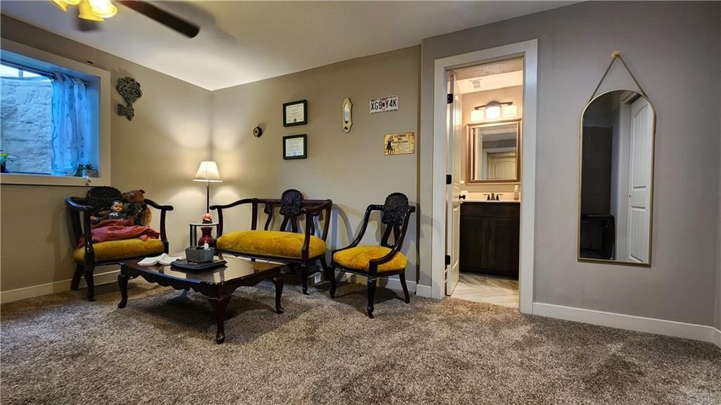 7604 N Amoret Avenue — photo 51