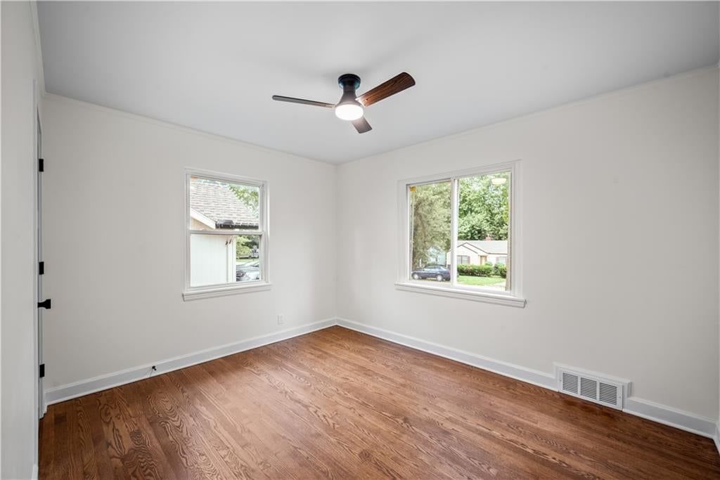 3331 S Arlington Avenue — photo 14