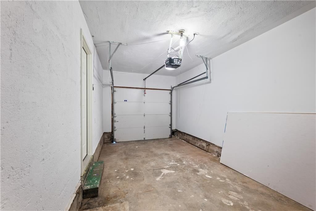 3331 S Arlington Avenue — photo 16
