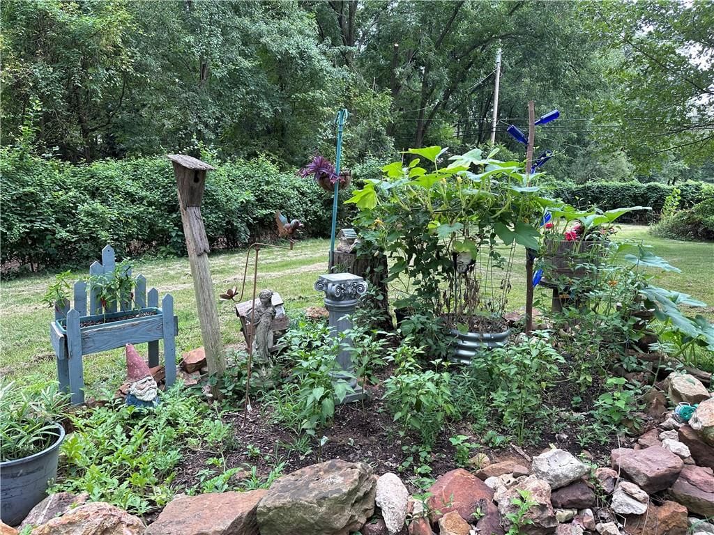 218 W Joe Davis Street — photo 13
