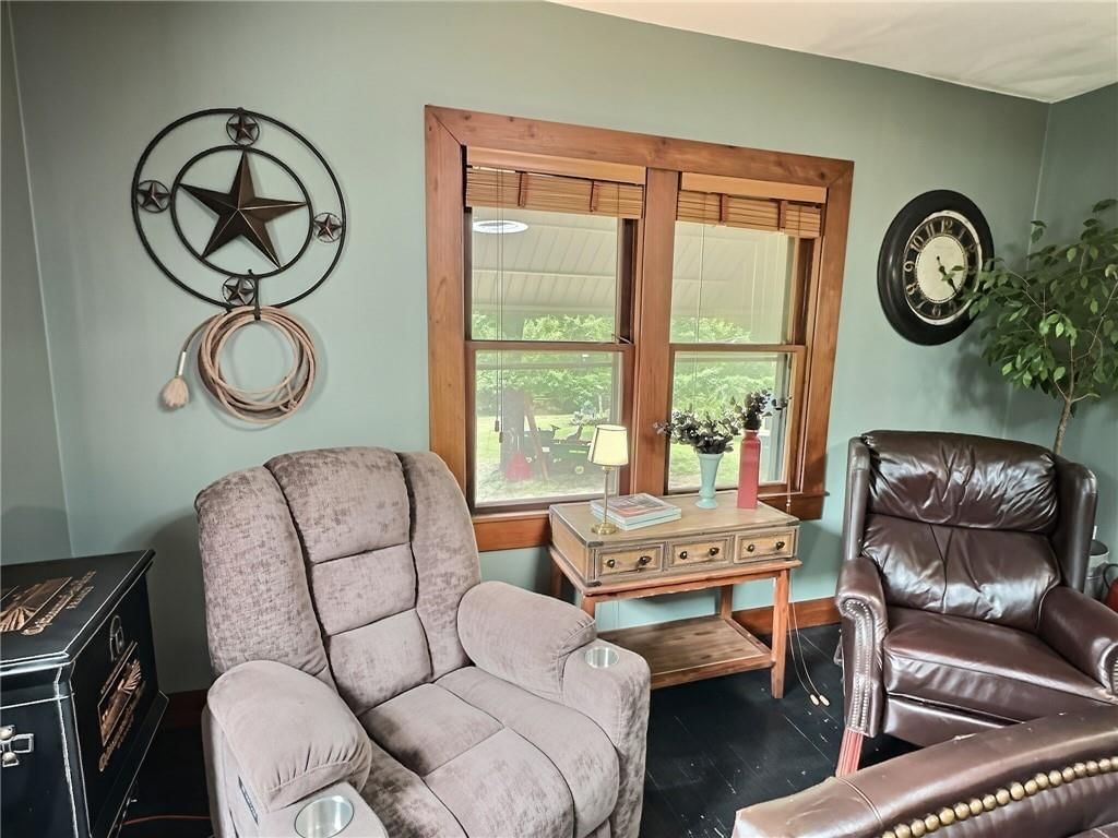 218 W Joe Davis Street — photo 43