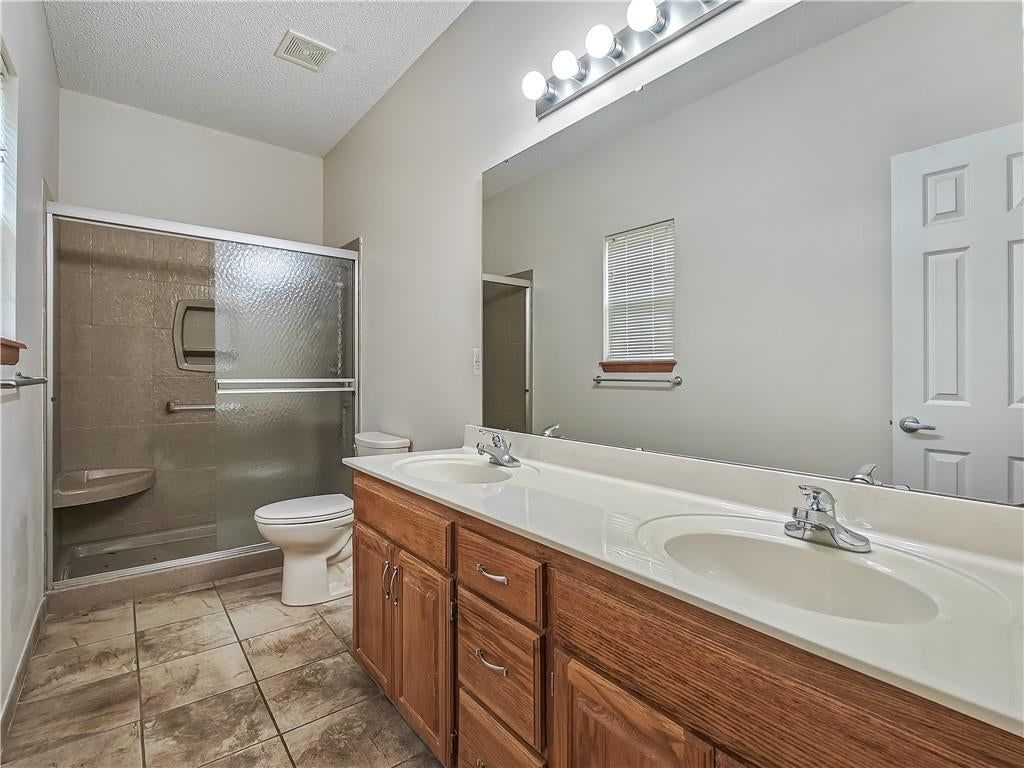 2425 NE Old Paint Road — photo 20