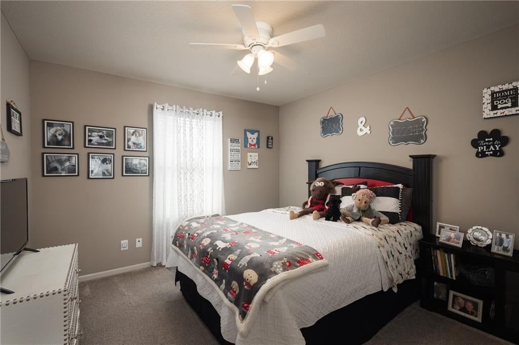 104 SW Greenbriar Drive — photo 29