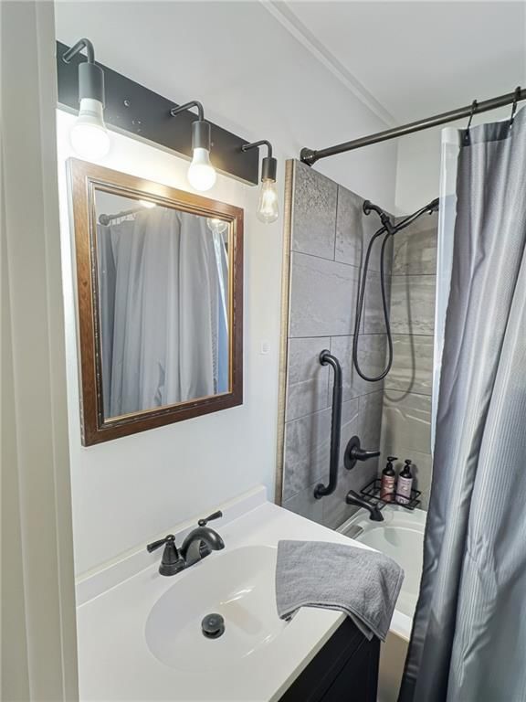 317 W Hickory Street — photo 8