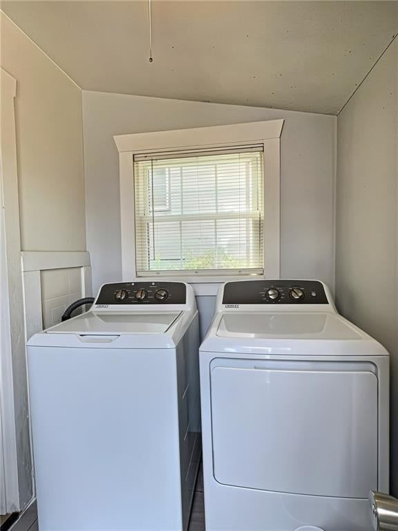 317 W Hickory Street — photo 14