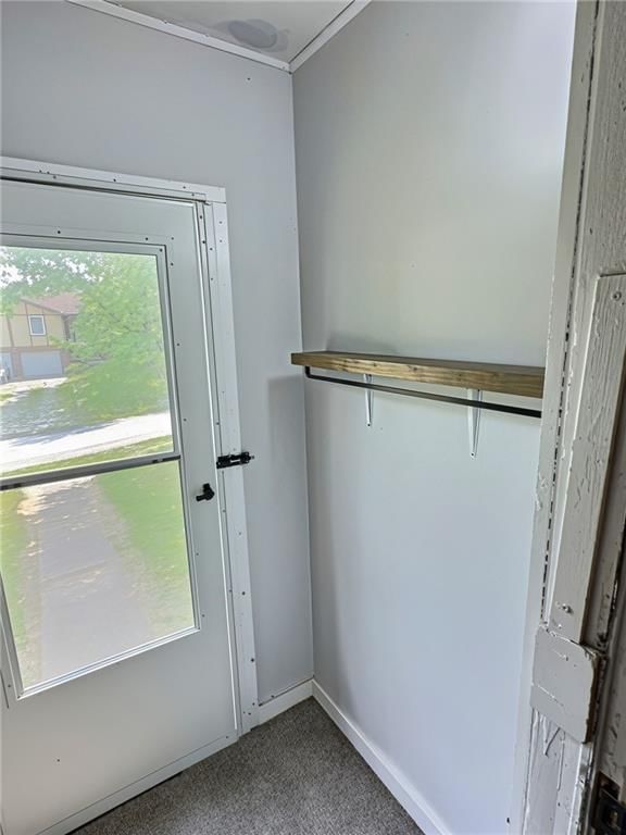 317 W Hickory Street — photo 18