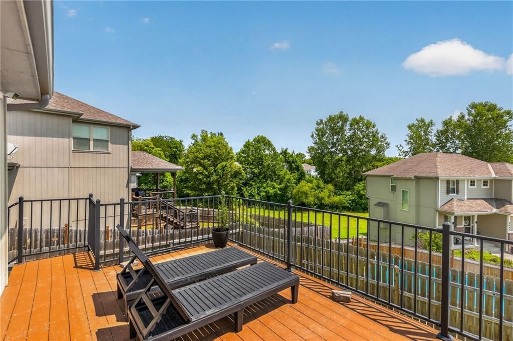 2021 Buckeye Court — photo 9