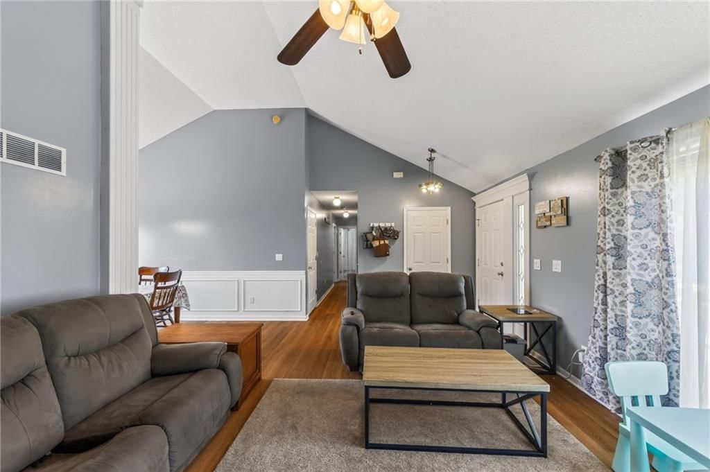 2021 Buckeye Court — photo 13