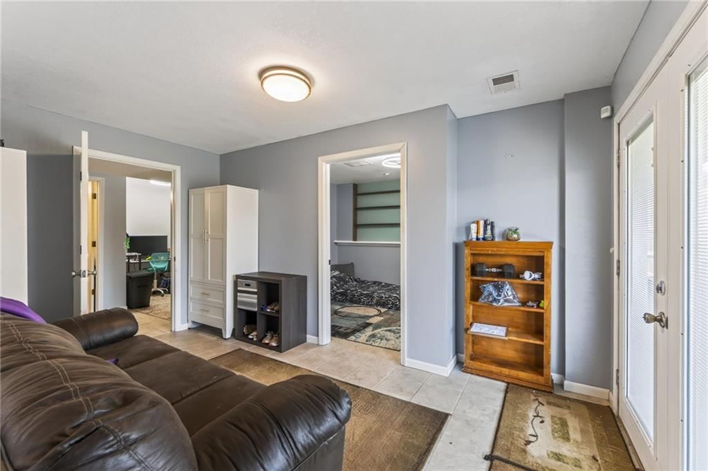2021 Buckeye Court — photo 28
