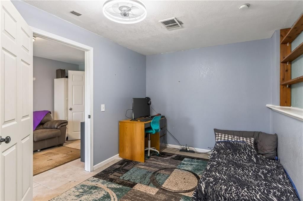 2021 Buckeye Court — photo 31