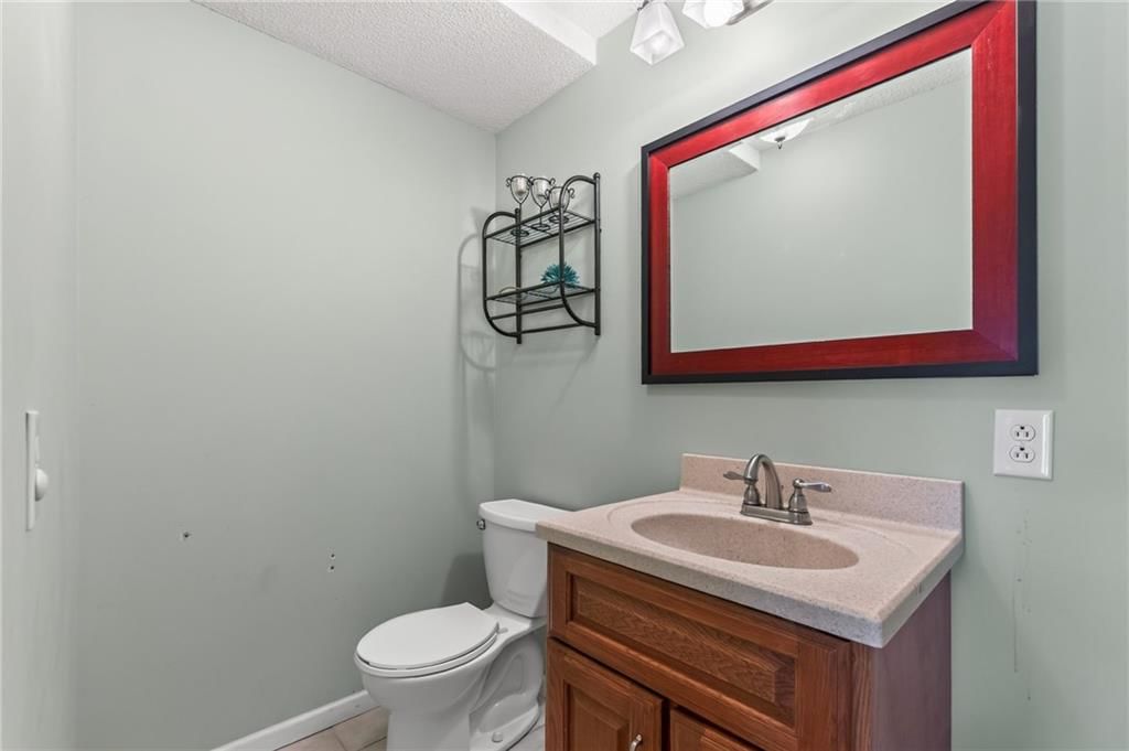 2021 Buckeye Court — photo 34