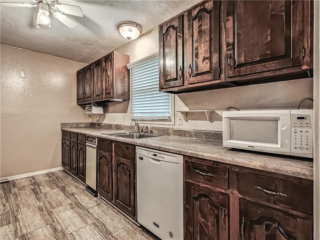 7200 Nall Avenue — photo 22