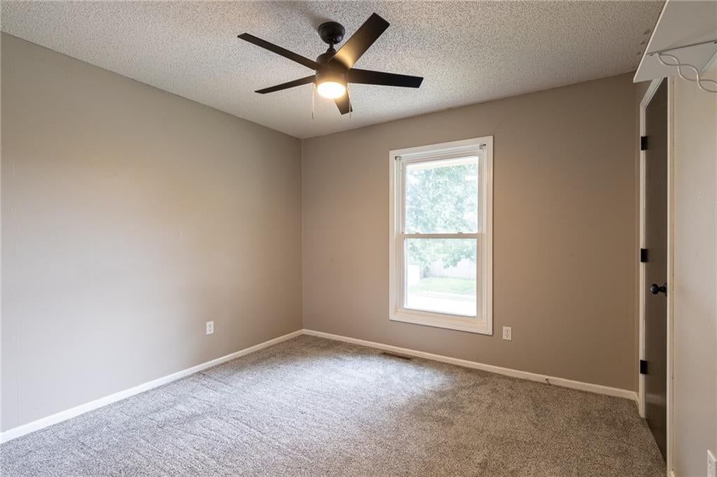801 SW Southgate Drive — photo 23