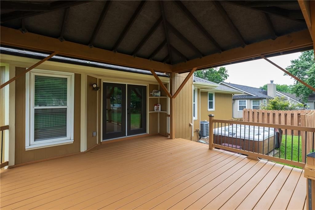 801 SW Southgate Drive — photo 31