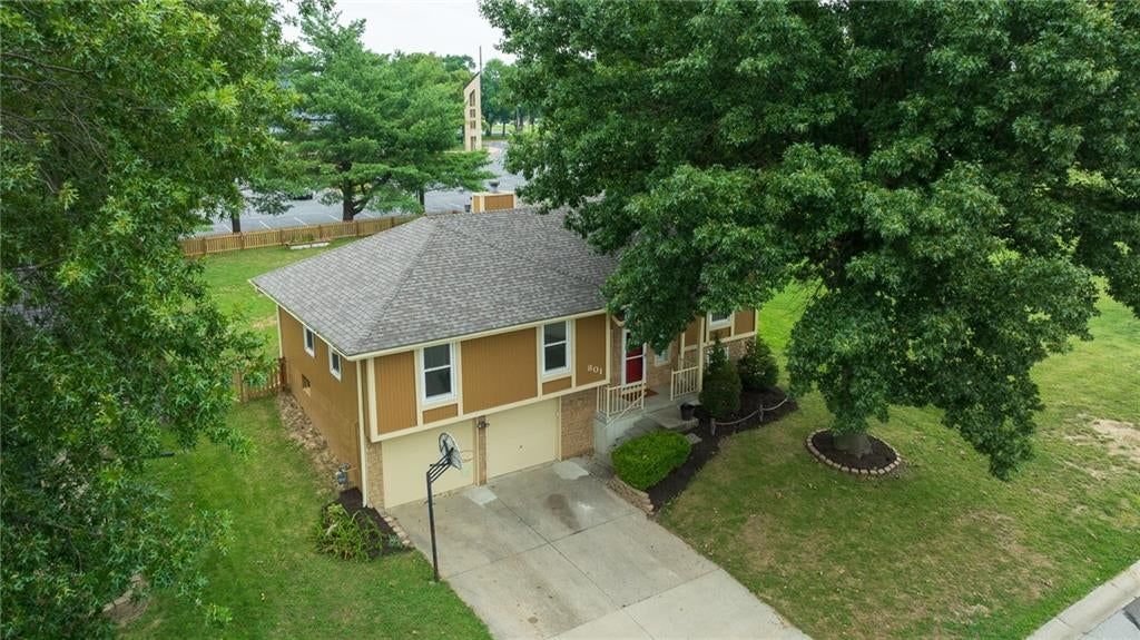 801 SW Southgate Drive — photo 37