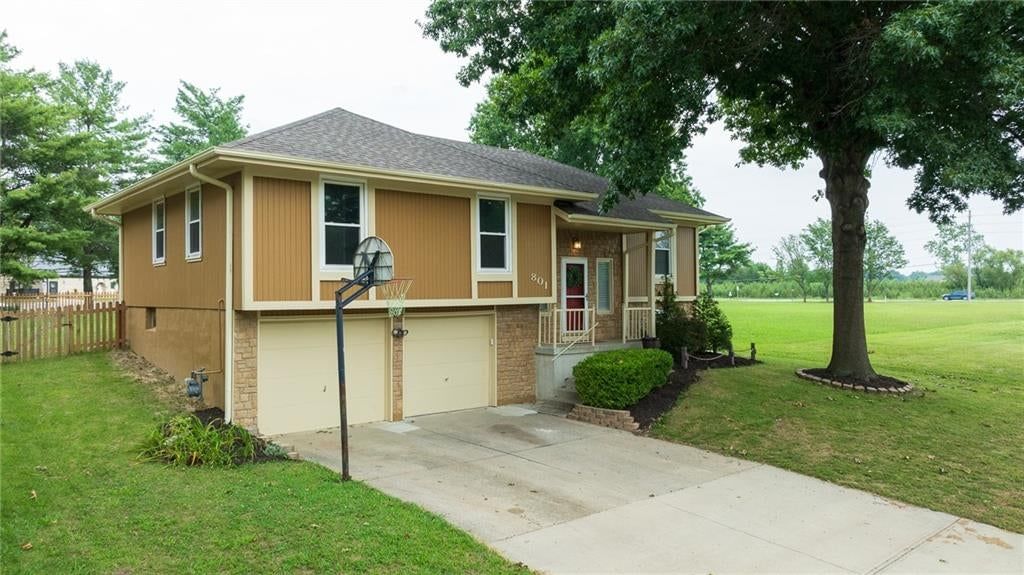 801 SW Southgate Drive — photo 46