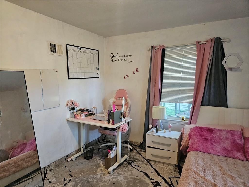 2318 NE Pence Avenue — photo 24