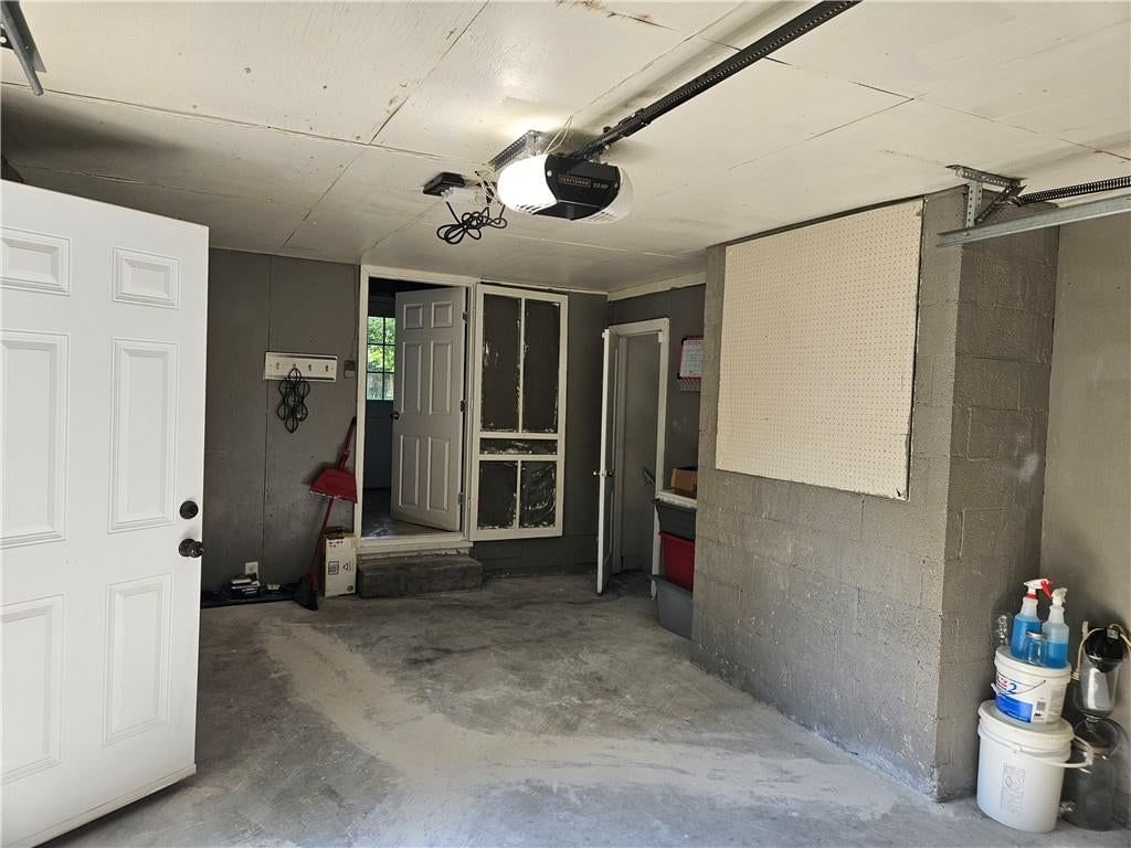 2318 NE Pence Avenue — photo 28