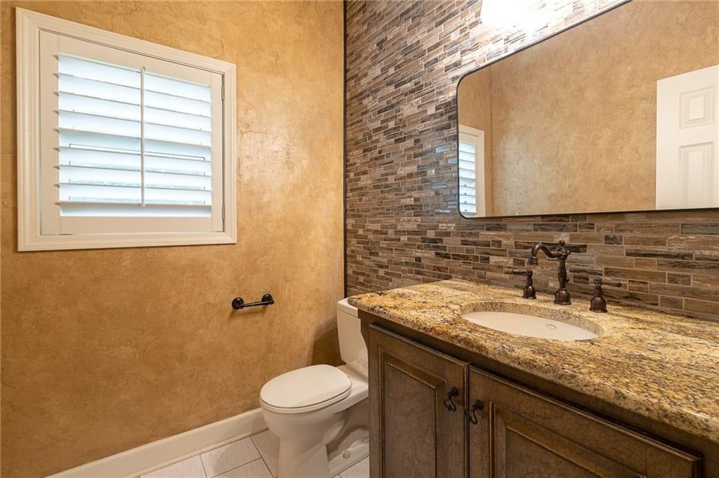 4232 NE Tremont Court — photo 15