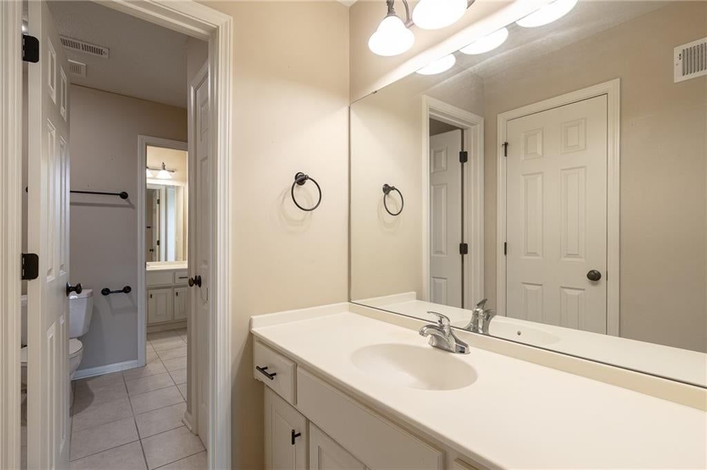 4232 NE Tremont Court — photo 51