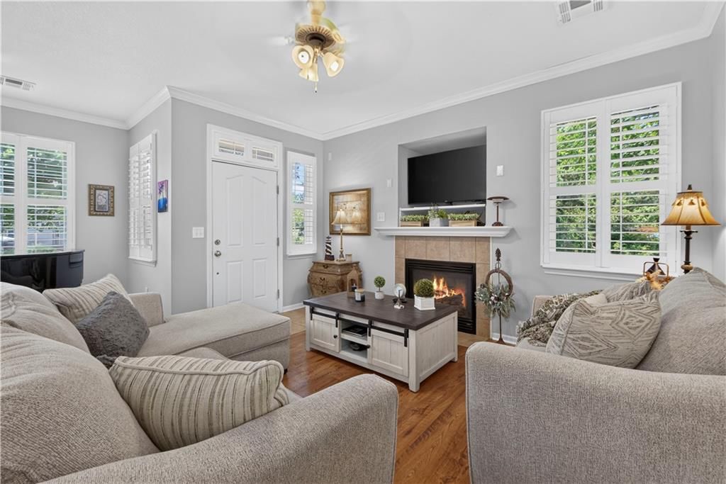 15900 Granada Street — photo 12