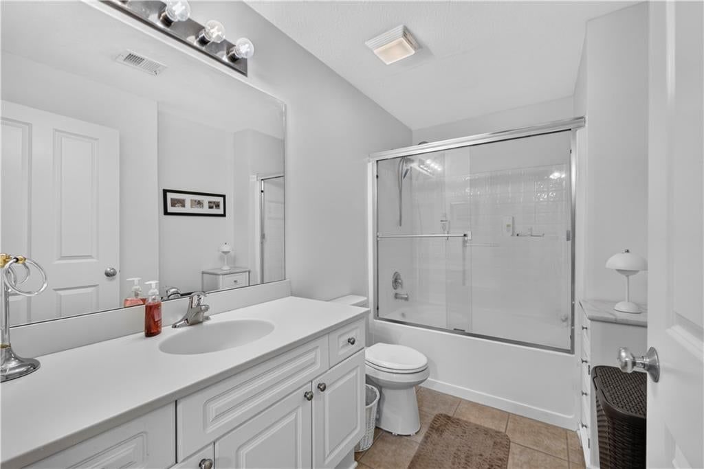 15900 Granada Street — photo 27