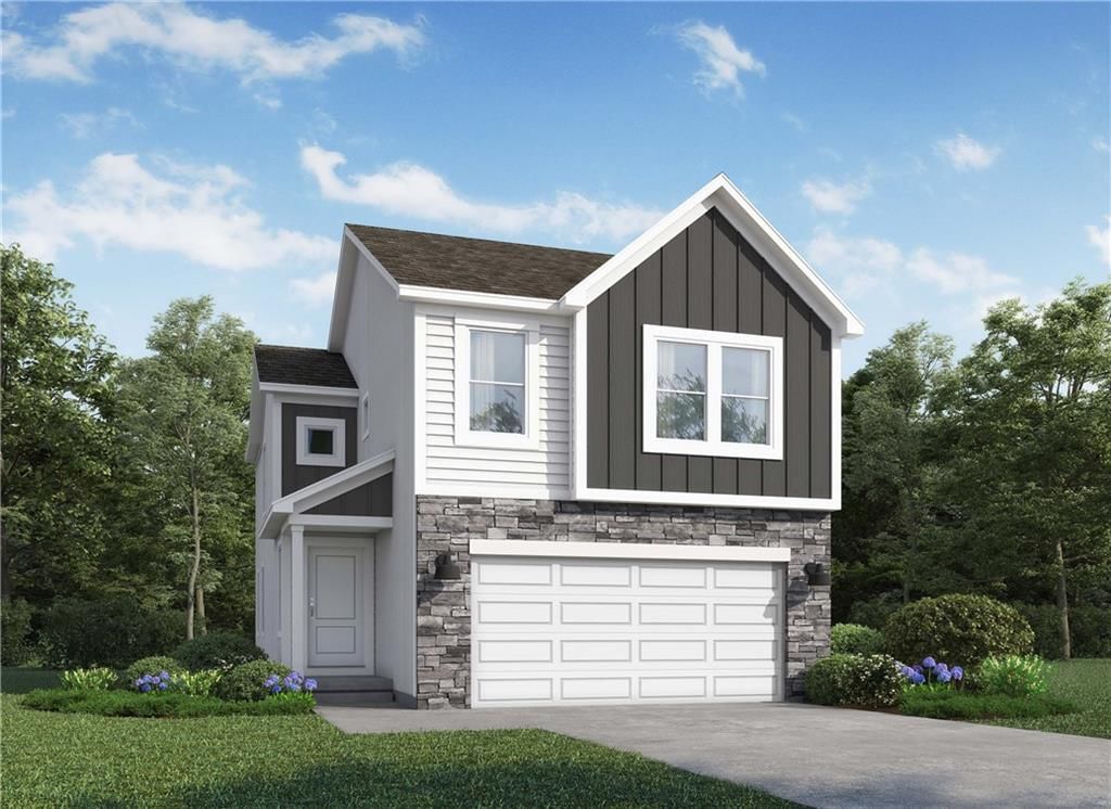1332 SE Windbreak Drive, Lee's Summit, MO