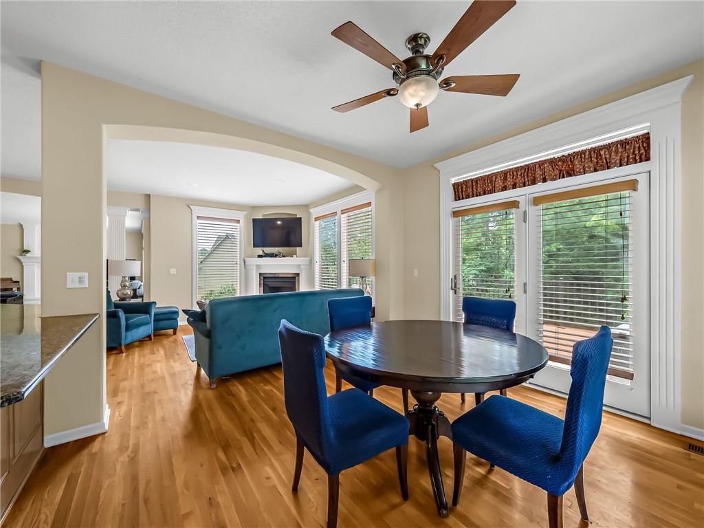 1028 NE Serenity Lane — photo 12